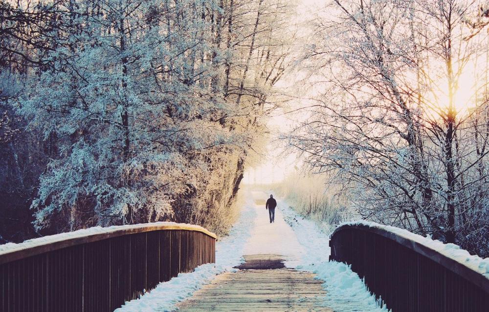 Jak ubrać się na zimowy spacer? Zasada numer jeden: warstwy