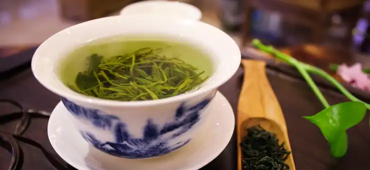 Parzenia zielonej herbaty – w czym tkwi sekret? 