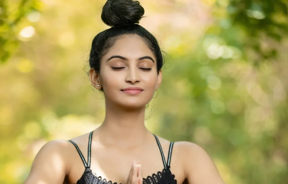 Joga twarzy – naturalny lifting bez skalpela
