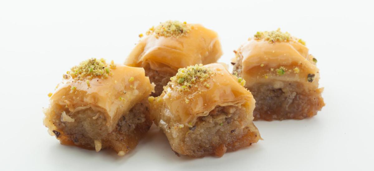 Baklawa: Tajemnica Orientu w Każdym Kęsie