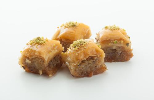Baklawa: Tajemnica Orientu w Każdym Kęsie