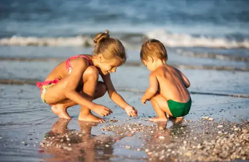 Plażowanie z dziećmi - o czym pamiętać?