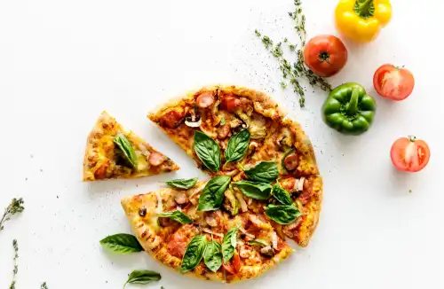17 Stycznia – Czas na Pizzę! Tradycje, Historia i Przepis na Perfekcyjną Włoską Pizzę
