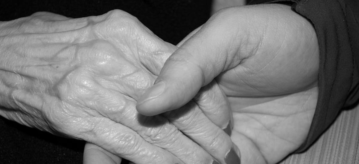Pielęgnacja skóry na każdym etapie życia. Sekrety zdrowej i młodzieńczej urody