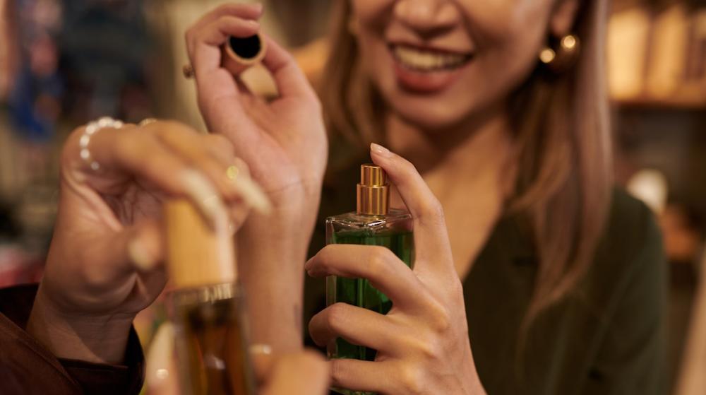 Szukasz intensywnych, orientalnych perfum? Mamy podpowiedź, która marka takie produkuje!