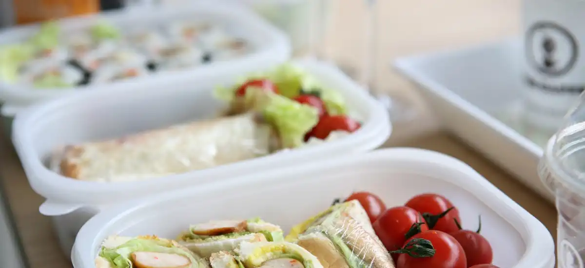 Kulinarne Pomysły na Zdrowe i Smaczne Lunchboxy dla Maluchów