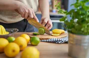 Najprostsza domowa lemoniada w trzech smakach