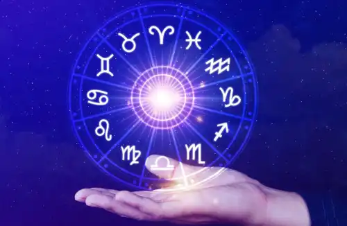 Który znak zodiaku ma największe szczęście do pieniędzy w 2025 roku?